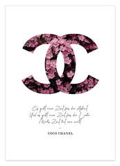Zitat von Coco Chanel - Mode-Ikone - Rosa Blumen