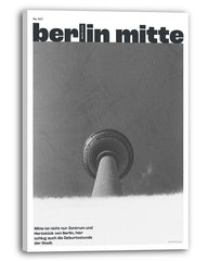 Fernsehturm von unten im Herzen Berlins