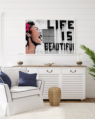 Banksy - Life is beautiful Frau mit Rose im Haar mit Schriftzug