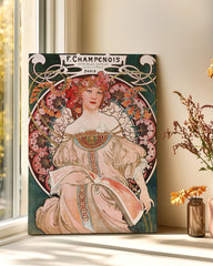 After Hover: Alfons Mucha - Frau umringt von Blumen