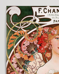 After Hover: Alfons Mucha - Frau umringt von Blumen