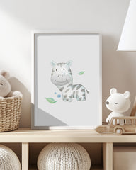 After Hover: Glückliches Zebra, Süße Wasserfarben-Illustration, Kinderzimmer Wanddekoration in Weiß