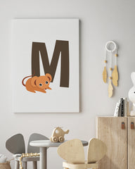 After Hover: M wie Maus, Kinder Wanddeko in Weiß, ABC Buchstaben lernen