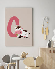 After Hover: C wie Cow in Beige, Tier Illustration mit Buchstabe für Kinder - Süße Kuh Zeichnung