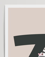 After Hover: Buchstabe Z wie Zebra, Kinderzimmer Deko in Beige, Süße Illustration mit weißem Rand