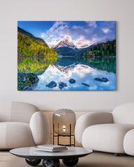 After Hover: Idyllischer Bergsee