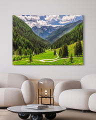 After Hover: Idyllische Berglandschaft in Tirol