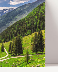 After Hover: Idyllische Berglandschaft in Tirol