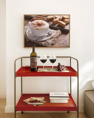 After Hover: Cappuccino mit Gebäck