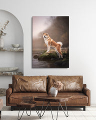 After Hover: Akita Inu am Wasser