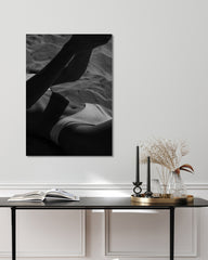 After Hover: Frau am Strand - Schwarz-Weiß