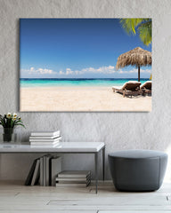 After Hover: Idyllischer Strand