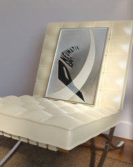 After Hover: László Moholy Nagy - Pneumatik schwarz-weiß