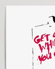 After Hover: Banksy - Museum-Poster Get out while you can - Ratte mit Schild