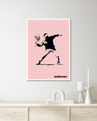 After Hover: Banksy - Museum-Poster Steinwerfer mit Blumen