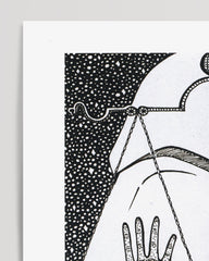 After Hover: Tarot - Justice - "Die Gerechtigkeit" Illustration in Schwarz-Weiß mit Waage