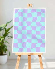 After Hover: Schachbrett Muster in Violett und Hellblau