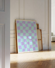 After Hover: Schachbrett Muster in Violett und Hellblau