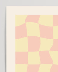 After Hover: Schachbrett Muster in Gelb und Apricot