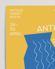 After Hover: Abstrakte blaue Vasen - Antique Market Berlin