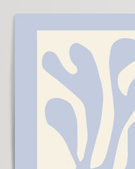 After Hover: Abstraktes Blatt in Hellblau - Matisse inspiriert