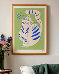 After Hover: Cats are friends - Katze blau gestreift