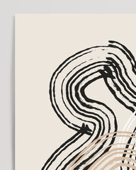 After Hover: Minimalistische Formen: Dreiklang in Beige, Weiß, Schwarz