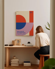 After Hover: Bauhaus inspirierte Formen - Museum Exhibition