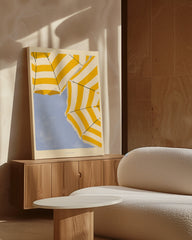 After Hover: Urlaubsblick - Sonnenschirme vor blauem Himmel