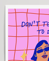 After Hover: Don't tell me how to dress - Socks in flipflops