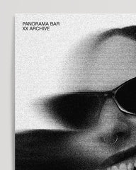 After Hover: Feel the Rush - Moderne Typografie in Schwarz Weiß