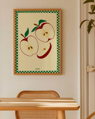 After Hover: Apfelliebe - Illustration in Grün und Rot