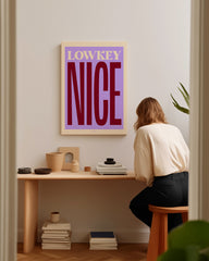After Hover: Lowkey Nice - Typografie Bild in Lila