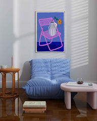 After Hover: Charming Chair - Klappstuhl mit Blumenvase