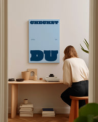 After Hover: Checkst du? - Moderne Typografie in Blau