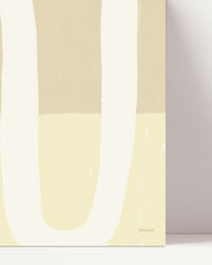 After Hover: Earthy Elegance: Abstrakte Wandkunst in Beige