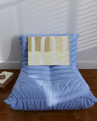 After Hover: Earthy Elegance: Abstrakte Wandkunst in Beige