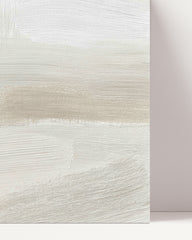 After Hover: Whispering Whites - Moderne Textur in Weiß