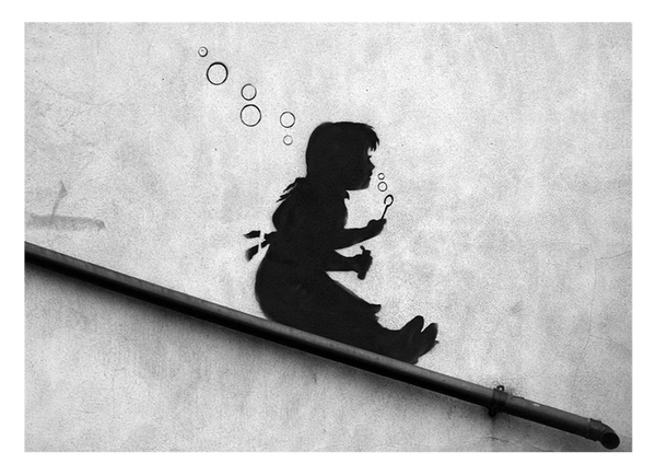 Banksy - Mädchen Seifenblasen rutscht Gelände runter Wand-Graffiti cool stylisch