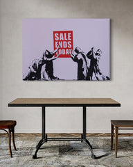 After Hover: Banksy - Sale Ends Frauen trauern dem Schlussverkauf nach Graffiti Street Style cool stylisch modern