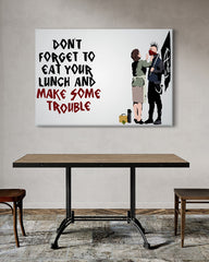 After Hover: Banksy - Punk Mutter mother don't forget to eat your lunch Street Art urban cool moderne Kunst stylisch