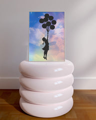 After Hover: Banksy Mädchen Mit Luftballons - Fliegen und Freiheit - Street-Art Moderner Kunstdruck Canvas