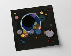 After Hover: Vasily Kandinsky - Mehrere Kreise
